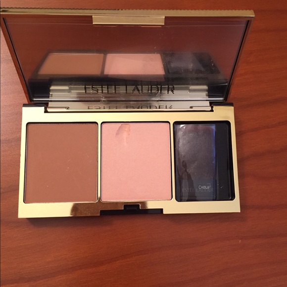 Estee Lauder Other - Estée Lauder sculpting blush palette.